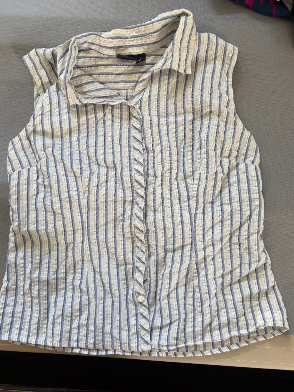 Women’s button down blouse